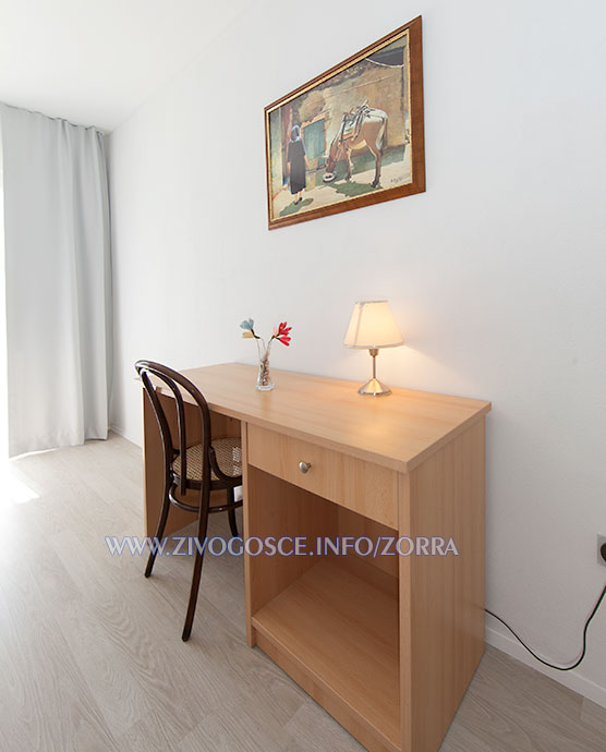apartments Zorra, ivogoše - bedroom dressing table