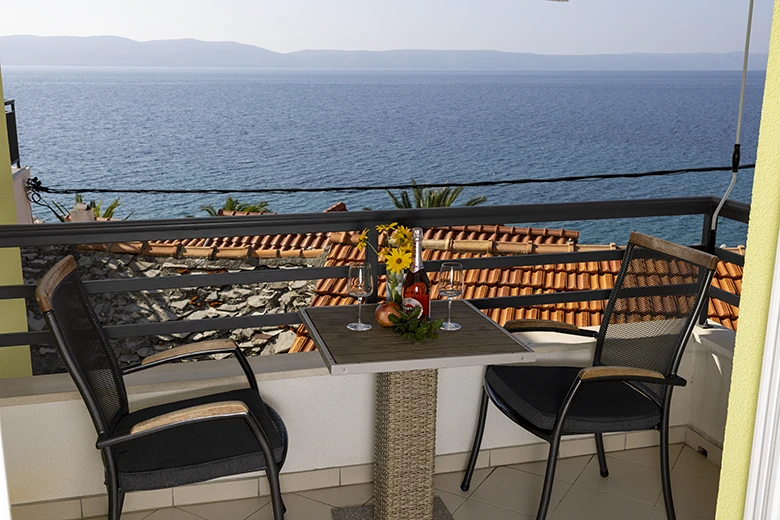 Apartments Villa Filip, Živogošće - balcony with sea view