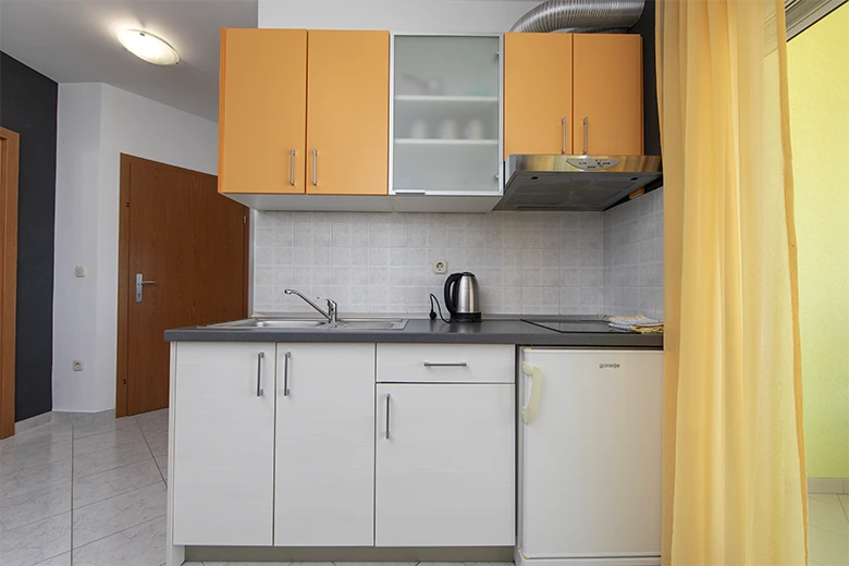 Apartments Villa Filip, Živogošće - kitchen