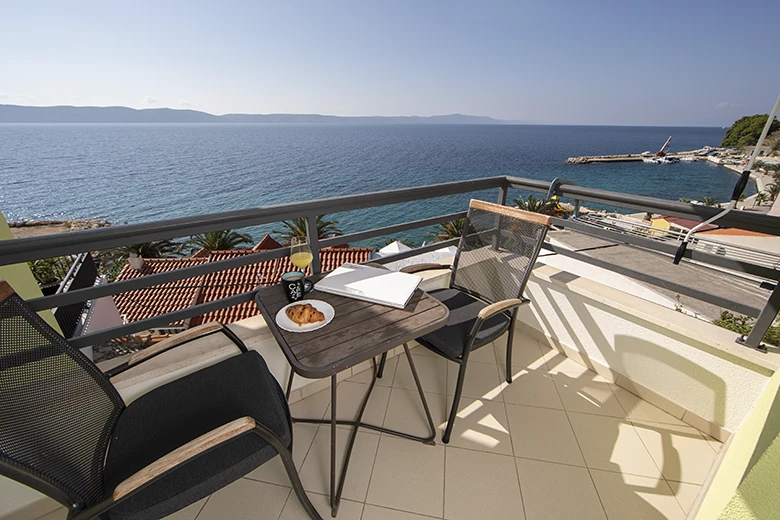 Apartments Villa Filip, Živogošće - balcony with sea view