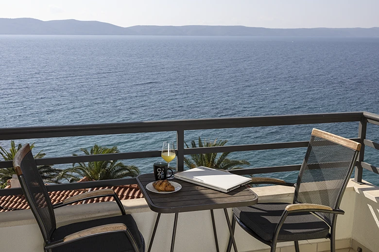 Apartments Villa Filip, Živogošće - balcony with sea view