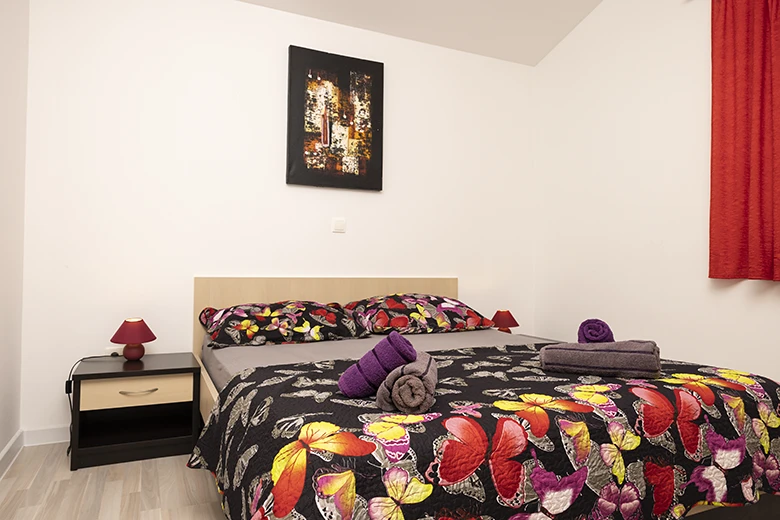 Apartments Villa Filip, Živogošće: bedroom