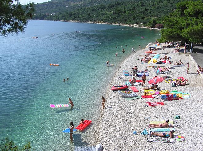 beach in Živogošće