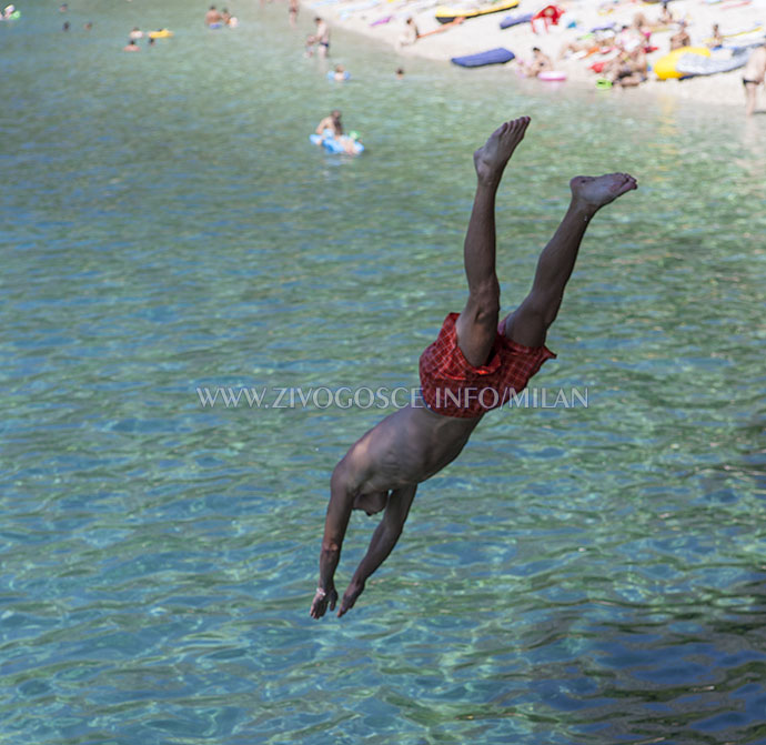 Jump in the sea on Živogošće beach